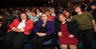Büyükşehir Binlerce Kadını Sunay Akın İle Buluşturdu
