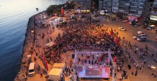 GEMLİK HALKI MEYDANLARI BOŞ BIRAKMADI