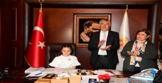 Miniklerin 23 Nisan ve makam coşkusu