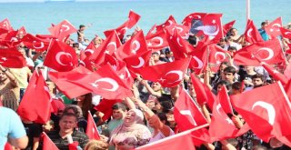 Türk Yıldızları Mersin'de Nefes Kesti