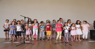 ÇOCUKLAR İÇİN SANATIN VE EĞLENCENİN ADRESİ ATAŞEHİR