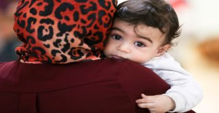 Maltepe'de 50 bebek anneleriyle doyasıya eğlendi