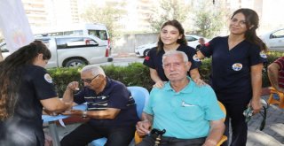 Ücretsiz Sağlık Hizmetleri Çığ Gibi