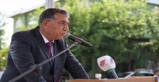 Büyükşehir Tarsus Hali'nde Esnafın Yaralarını Sardı