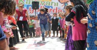 Oyun Karavanı Sınırları Aşarak Çocukların Yüzünü Güldürdü