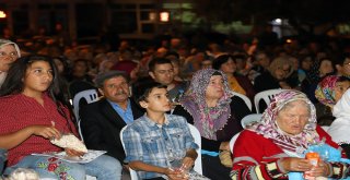 AÇIK HAVA SİNEMA GECELERİ BÜYÜK İLGİ GÖRÜYOR