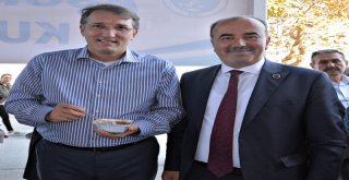 BAŞKAN TÜRKYILMAZ’DAN AŞURE İKRAMI