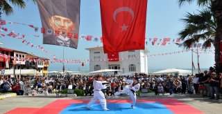 MUDANYA’DA 19 MAYIS ATATÜRK’Ü ANMA GENÇLİK VE SPOR BAYRAMI KUTLANDI