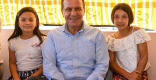 Mersin Büyükşehir Belediye Başkanı Vahap Seçer  Bayram Turunda