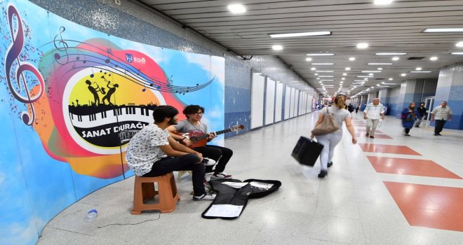 SANATIN VE SANATÇILARIN YENİ ADRESİ METROLAR OLDU