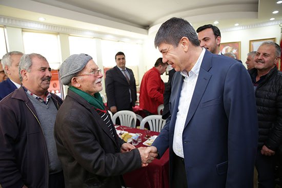 Türel Alanya'da komisyoncular ile görüştü