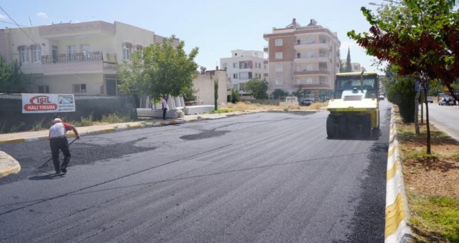 AŞINAN YOLLARI ASFALTLIYORUZ
