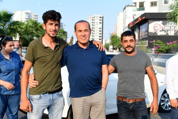 Aliya İzzetbegoviç Bulvarı’nda Başkan Sözlü’ye sevgi seli