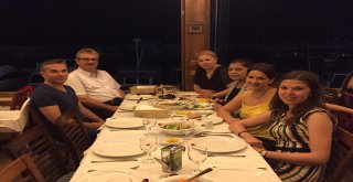 MUDANYA BELEDİYESİ'NDEN GÜZEL SANATLAR ÖĞRENCİLERİNE TEŞEKKÜR YEMEĞİ
