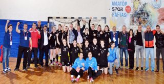 DİNÇSPOR’UN SULTANLARI SÜPER LİG’E ADIM ADIM İLERLİYOR