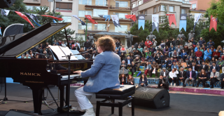 I. Uluslararası Bahar ve Şiir Festivali Sona Erdi!