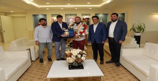 Başpehlivan Orhan Okulu’dan Başkan Türel’e ziyaret