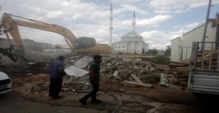 YOL GENİŞLETME ÇALIŞMALARIMIZ SÜRÜYOR