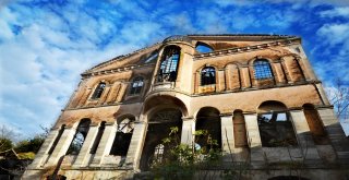 TAM 160 YILDIR ZAMANA DİRENİYOR