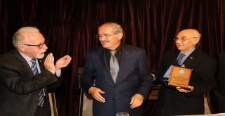 BASININ DUAYENLERİNE BÜYÜKERŞEN'DEN VEFA PLAKETİ