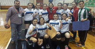 DİNÇ SPOR LİDERLİK KOLTUĞUNDA!