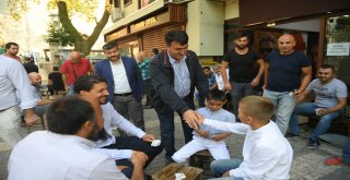 Başkan Dündar Vatandaşlarla Bayramlaştı