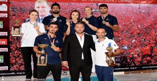 Çankırı'da İzmir fırtınası