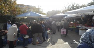 MUDANYA’DA PAZARTESİ VE ÇARŞAMBA PAZARI YENİ YERİNE TAŞINDI.