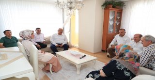 Başkan Hasan Can ve AK Parti Ümraniye İlçe Başkanı Av. Mahmut Eminmollaoğlu Ümraniyeli Şehit Ailelerini Ziyaret Etti