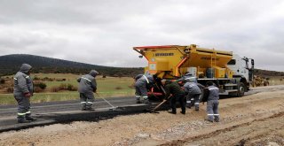 BÜYÜKŞEHİR KIRSALDA YOLLARI KIŞA HAZIRLIYOR