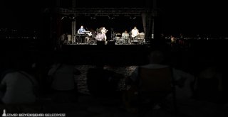 Körfezde konser var