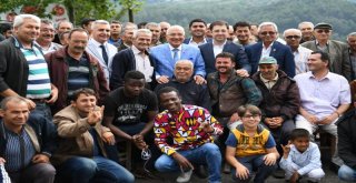 Başkan Kocamaz'dan İki Günde 18 Mahalle Ziyareti