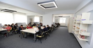 BÜYÜKŞEHİR 'DERS DESTEK MERKEZLERİ' KURUYOR