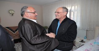Başkan Hasan Can ve AK Parti Ümraniye İlçe Başkanı Av. Mahmut Eminmollaoğlu Ümraniyeli Hacı Yusuf Tatar’ı Ziyaret Etti