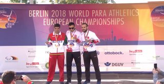 Nilüferli milli sporcudan büyük başarı