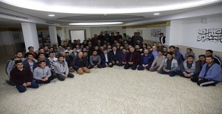 Türel'den üniversite öğrencilerine üst geçit müjdesi