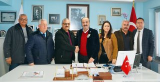 MUDANYA’DA İŞÇİLERİN YÜZÜNÜ GÜLDÜREN SÖZLEŞME