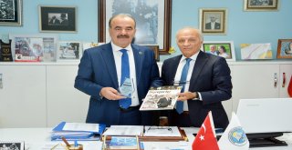 MUDANYA PROJELERİ İLE YILIN EN BAŞARILI BELEDİYESİ OLDU