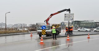 BAŞKENT YOLLARI YÖN LEVHALARIYLA DAHA DA KOLAY