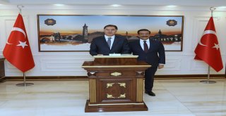 Kamu Başdenetçisi Malkoç Başkan Atilla'yı Ziyaret Etti
