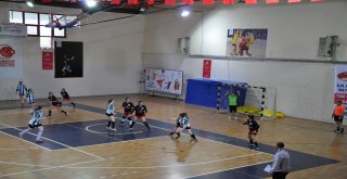 DİNÇSPOR’DAN YENİ YIL HEDİYESİ