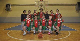 DİNÇ SPOR’UN GENÇLERİ TUTULMUYOR