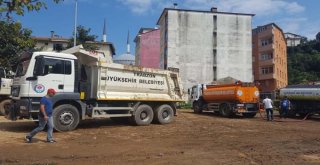 Heyelan temizleme çalışmaları ivedilikle sürdürülüyor
