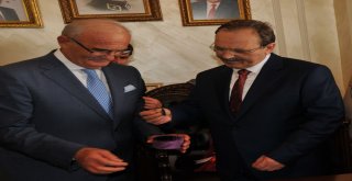 Başkan Şahin ‘den Yusuf Ziya YILMAZ’a Raylı Sistem Teşekkürü