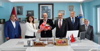 DEMOKRASİNİN YAPI TAŞI MUHTARLARIN GÜNÜ MUDANYA’DA KUTLANDI