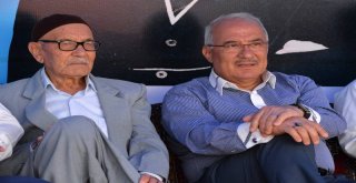 ''Babalarımız Bizlere Sevgiyi Aşılayan En Değerli Varlıklarımızdır''