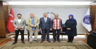 Star Gazetesi Yazarları Büyükşehir'de