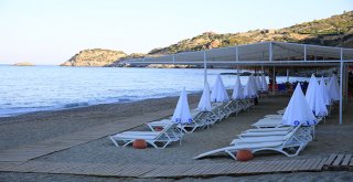 Aysultan Kadınlar Plajı 40 bin kadını ağırladı
