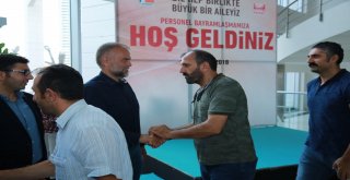 BAŞKAN POYRAZ, MESAİ ARKADAŞLARIYLA...