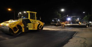 KENT MERKEZİNDE ASFALT ÇALIŞMALARI HIZ KESMİYOR